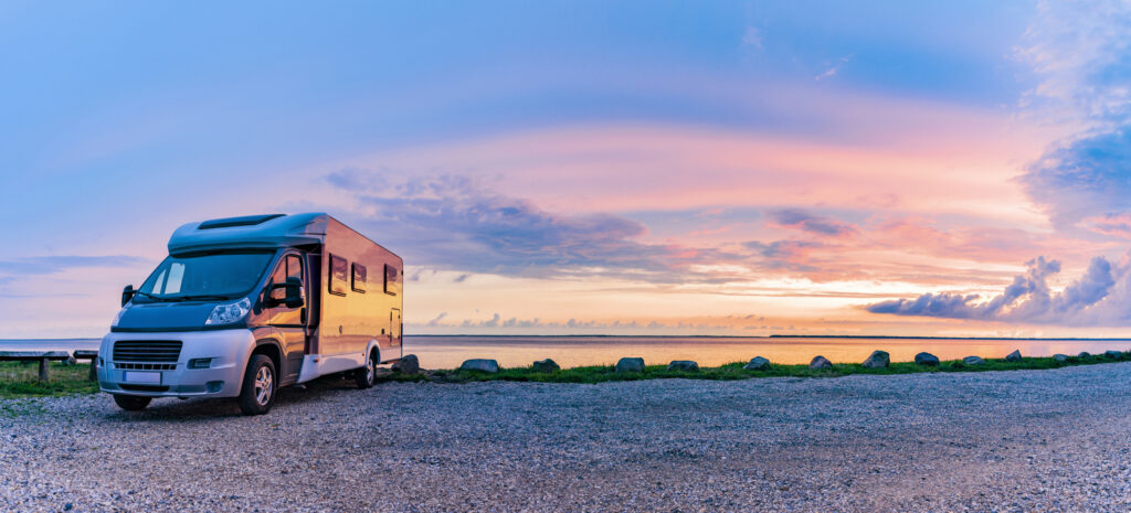 camper estate tramonto